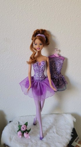 Barbie bruna bambola - 🎀,