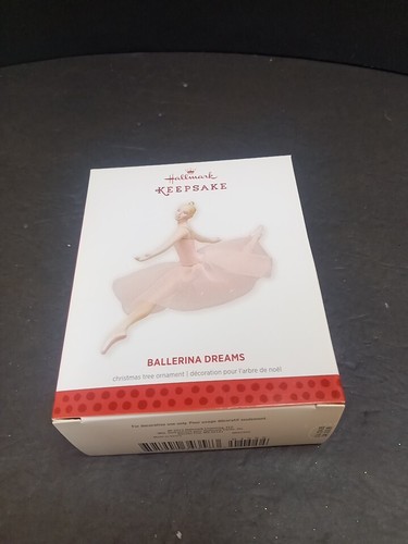 Hallmark keepsake - ❤️,